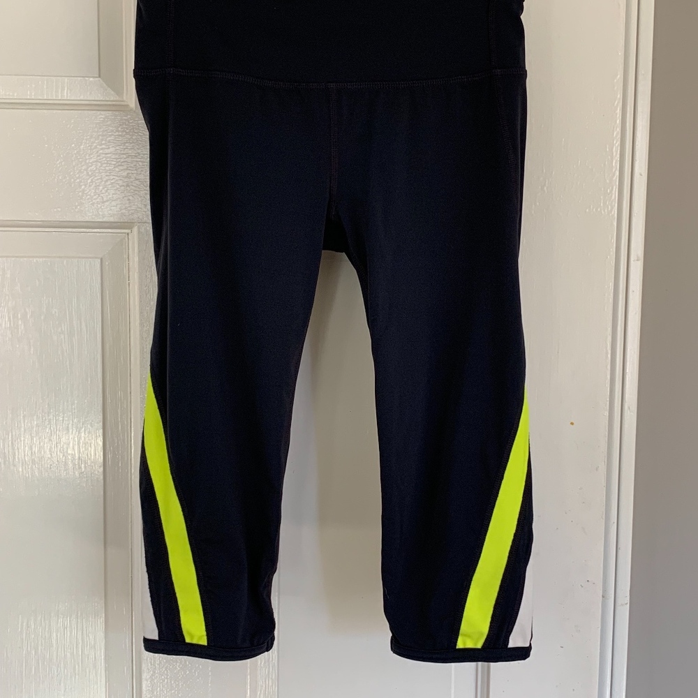 🚴‍♀️ GapFit Activewear Crop Leggings 🧘‍♀️